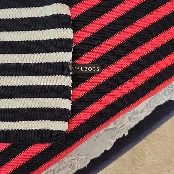 Talbot's Ruana - Picture 5 of 7